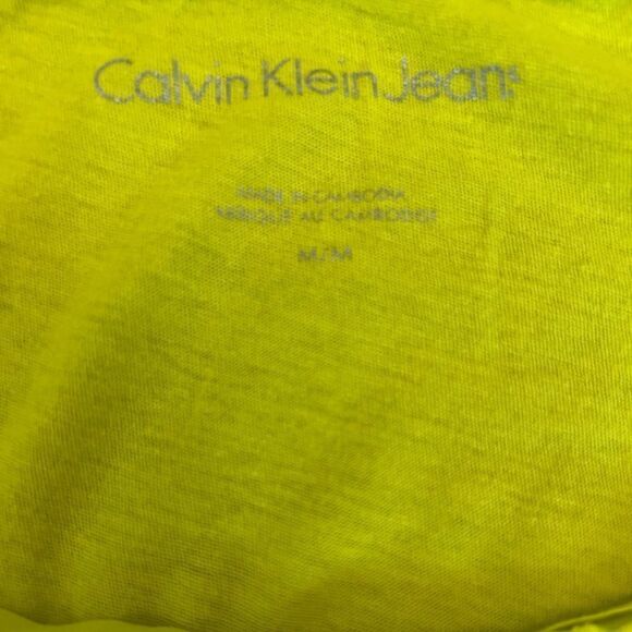 CALVIN KLEIN JEANS Neon Green Flutter Sleeve Scoop Neck Embellished Neck Tee M - Picture 6 of 9